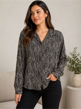 Covington Black & White Abstract Geometric Button Down Shirt